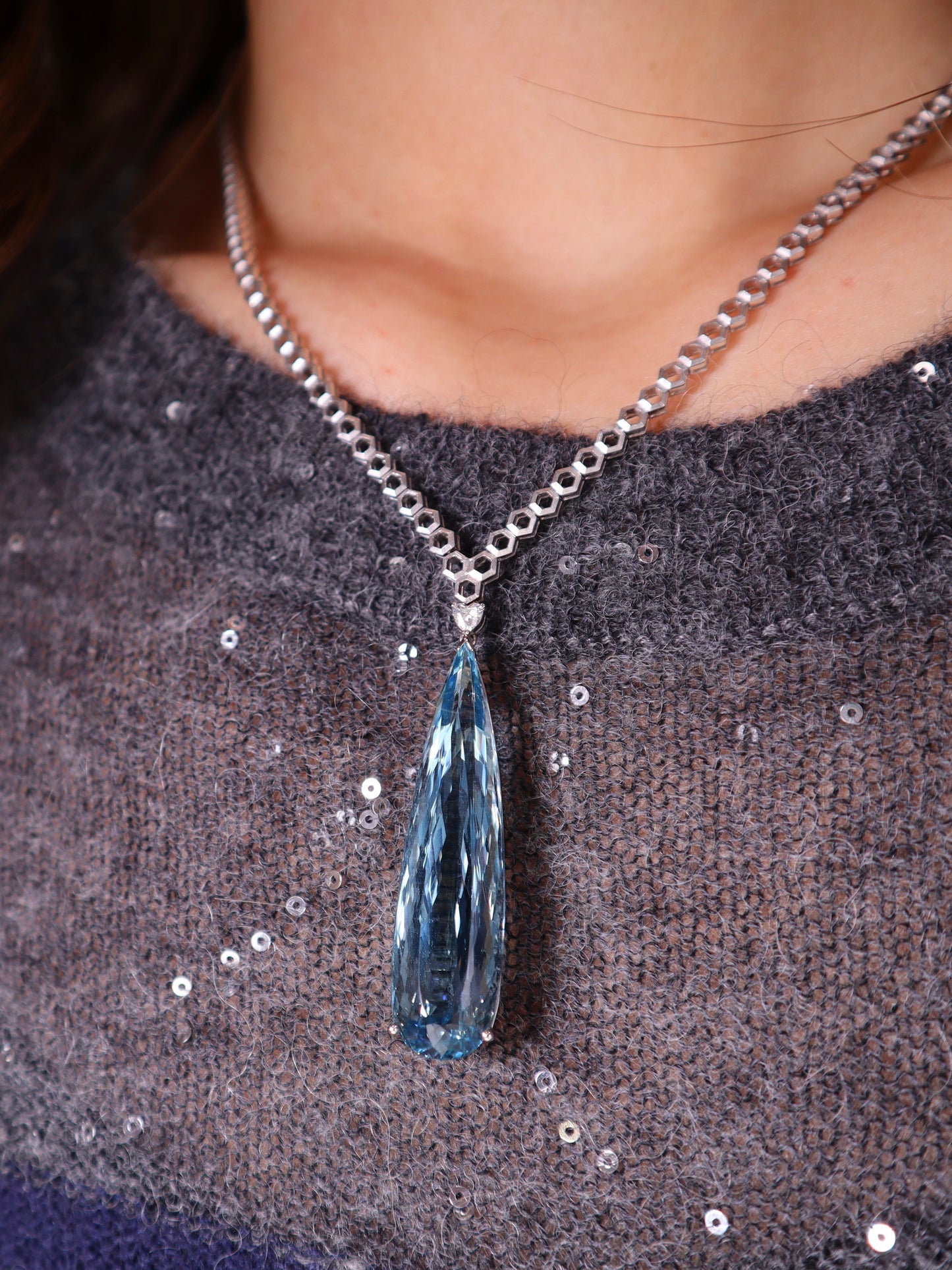 18K Gold Aquamarine Necklace