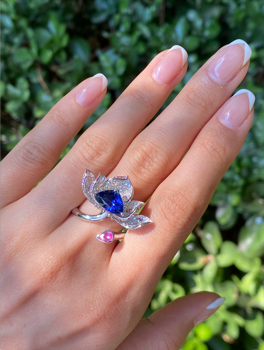 18K Gold "Blue Lotus" Sapphire Diamond Ring