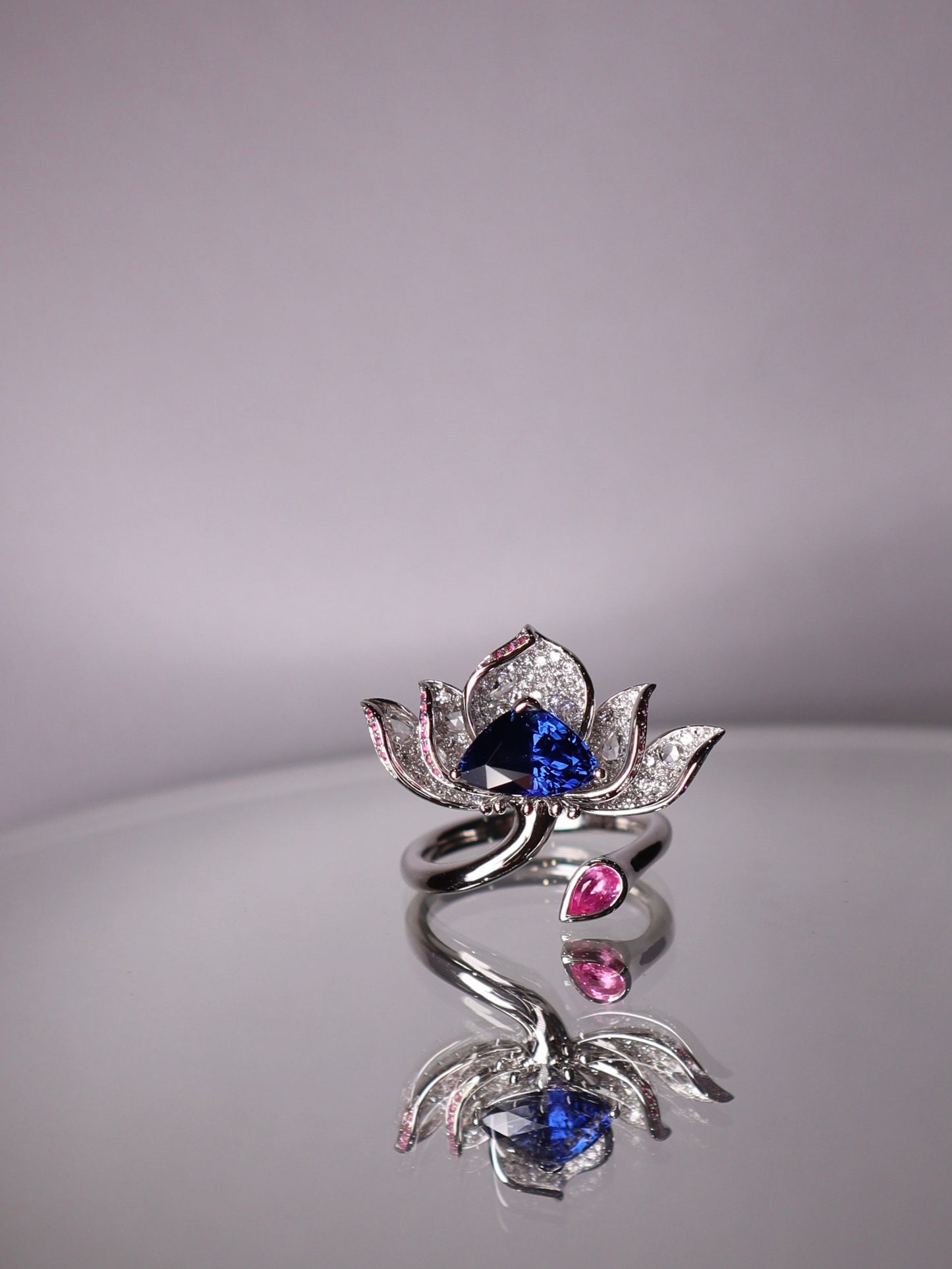 18K Gold "Blue Lotus" Sapphire Diamond Ring