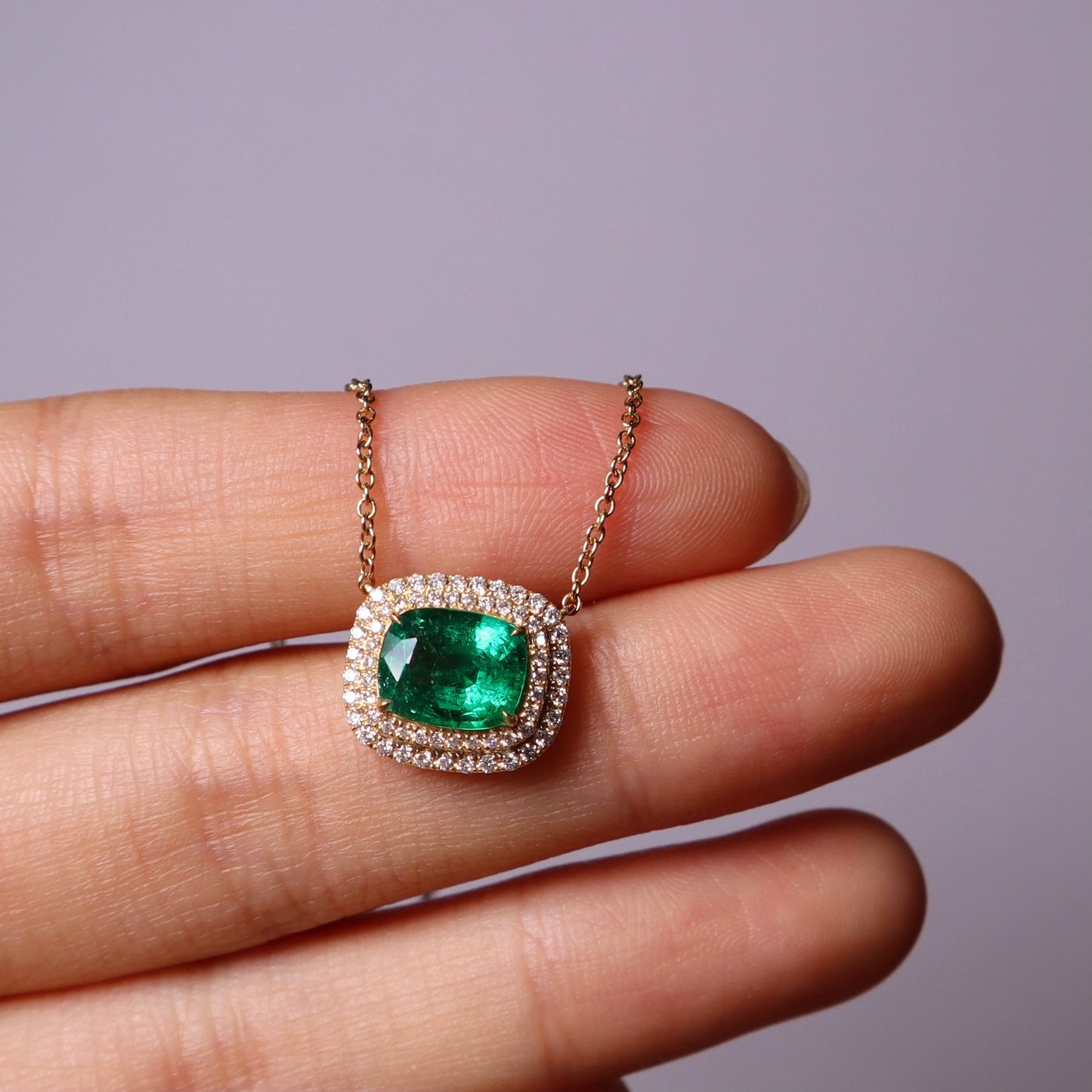 18K Gold Emerald Diamond Chocker Necklace