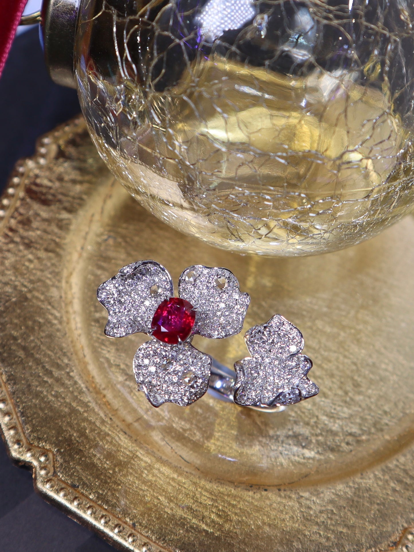 "Eternity Flower" 18K Gold Ruby Ring set with diamonds