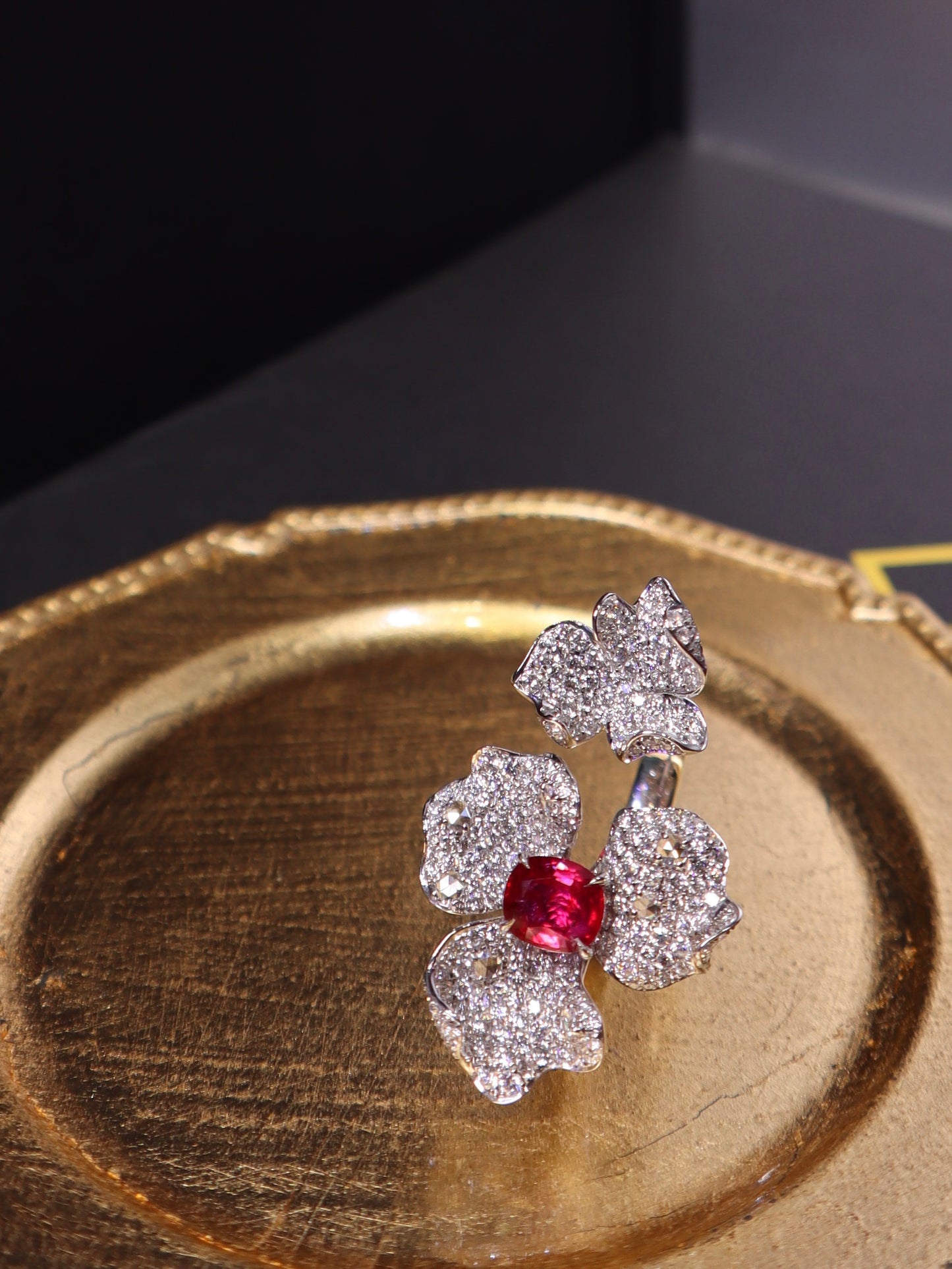 "Eternity Flower" 18K Gold Ruby Ring set with diamonds