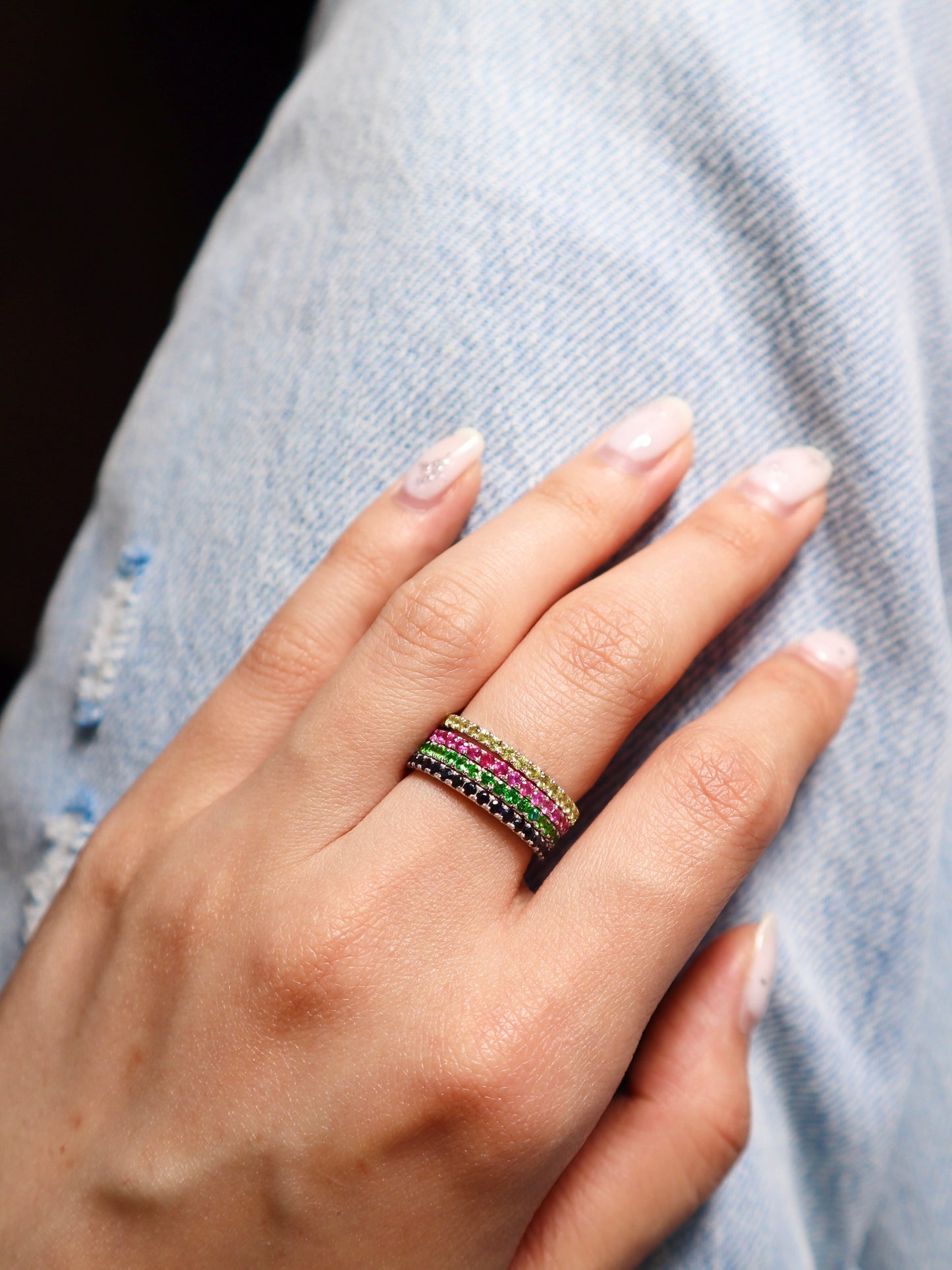 18K Gold Colored Sapphires Ring Band