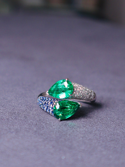 18K Gold "Toi et Moi" Emerald Ring